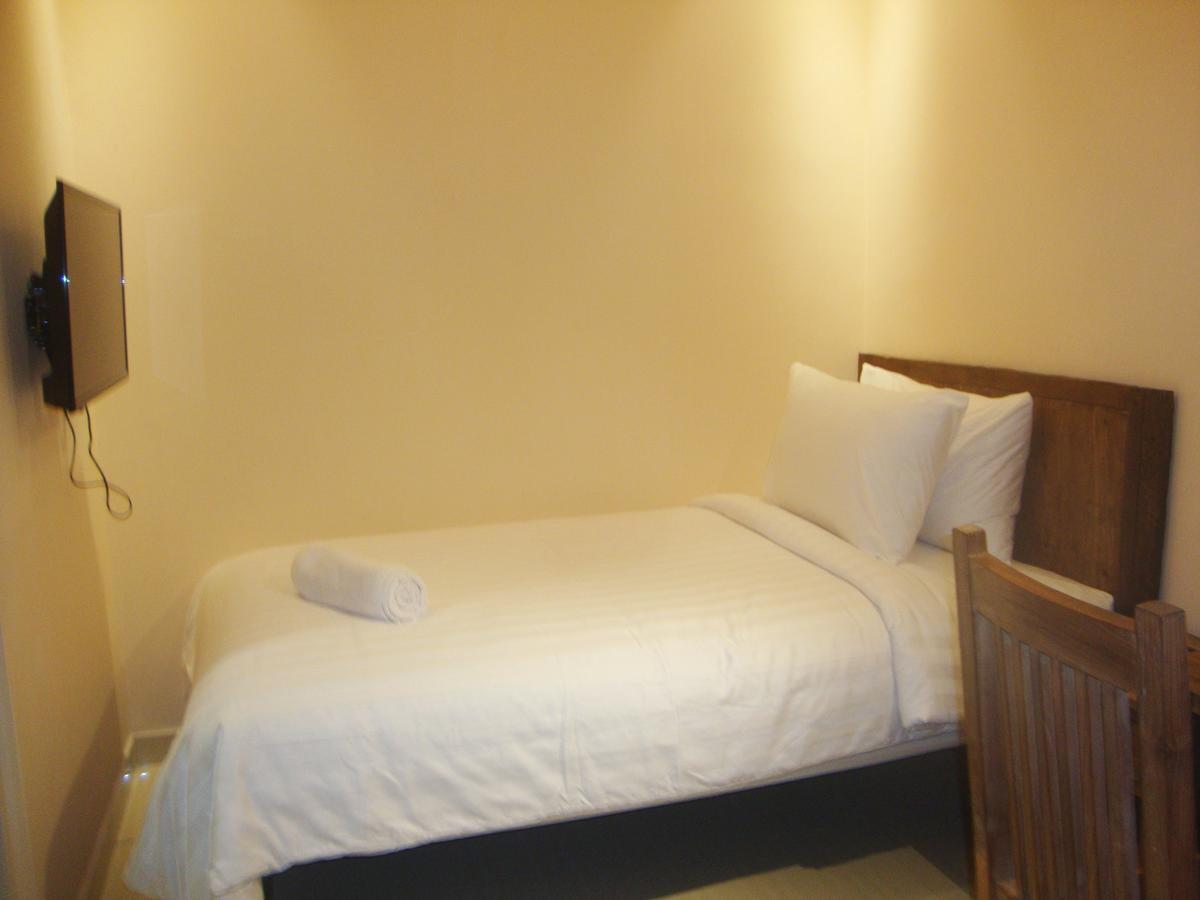 Front One Boutique Baluran Malang Otel Dış mekan fotoğraf