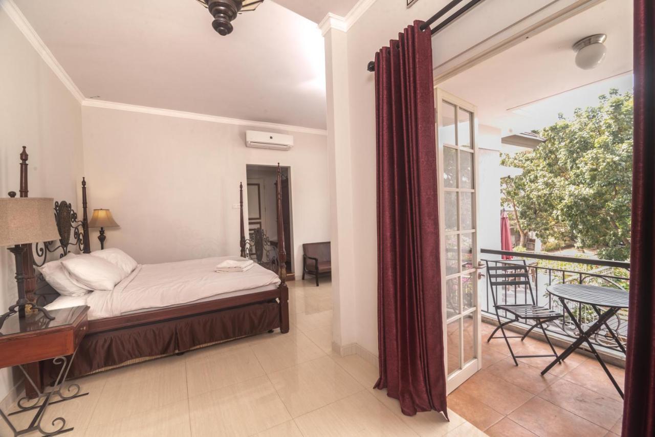 Front One Boutique Baluran Malang Otel Dış mekan fotoğraf