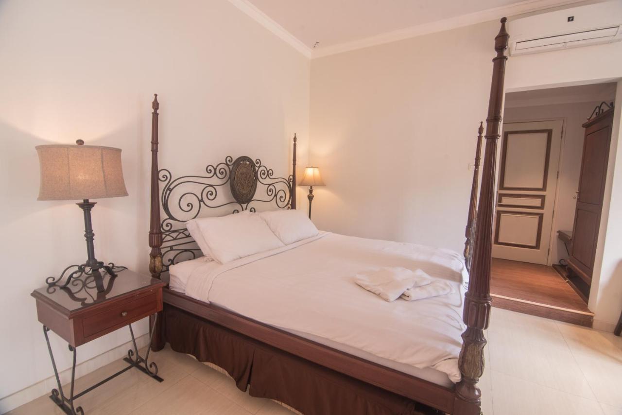 Front One Boutique Baluran Malang Otel Dış mekan fotoğraf